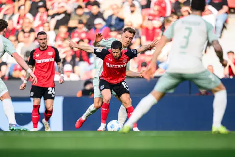 مباراة فيردر بريمين وبايرن ليفركوزن