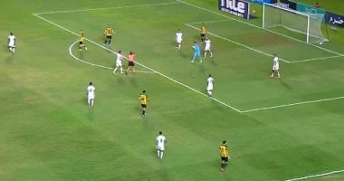 مباراة المقاولون العرب وطلائع الجيش