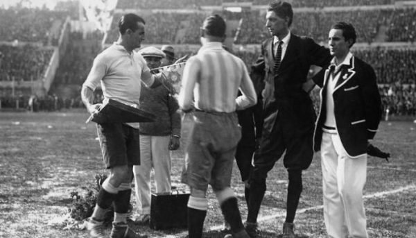 100 110137 world cup stories final without referee 700x400