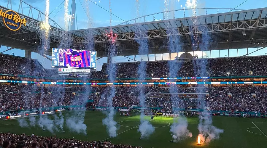 ملعب ميامي (Hard Rock Stadium)